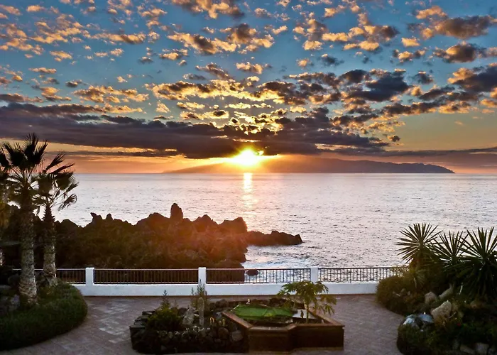 Luxury Oceanfront In - Next To Apartamento *