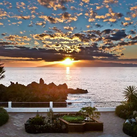 Luxury Oceanfront In - Next To شقة *