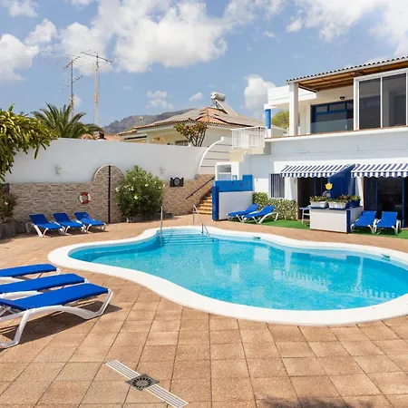 شقة Luxury Oceanfront In - Next To *