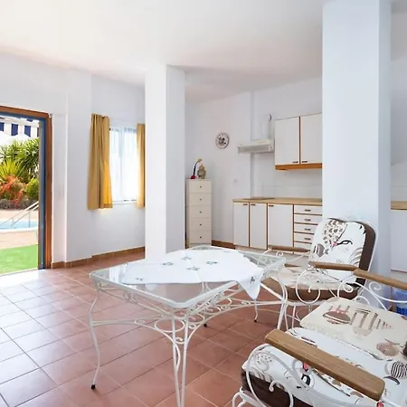 Luxury Oceanfront In - Next To Апартаменты *